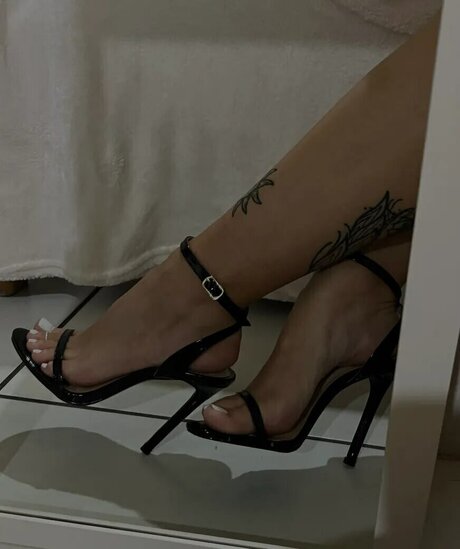 Julia Lara pornstar exclusive pictures