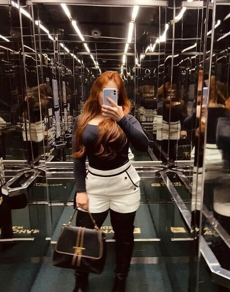 Amanda Bellmann star hot pics