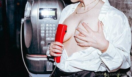 Lara Juice model porn photo