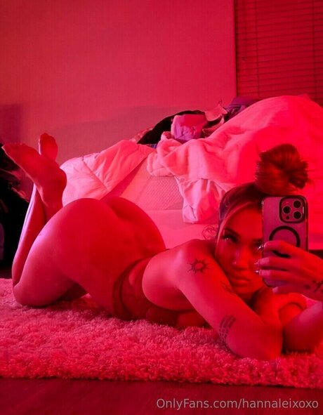 Hannaleixoxo erotic actress picture