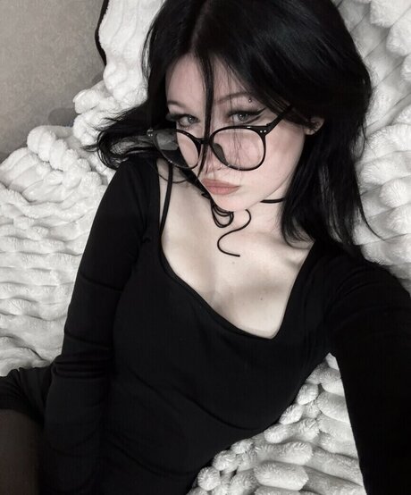 flat chested onlyfans hot naked gallery