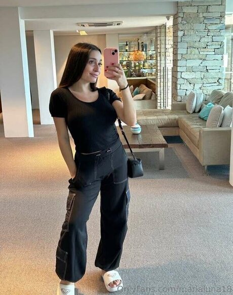 Maria Luna pornstar hd pics