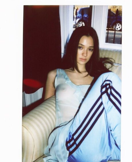 round ass onlyfans adult pic