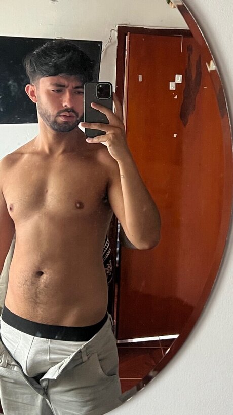 Mike Mio pretty pornstar photo