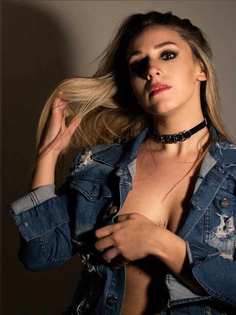 YARA BIG ASS_ perfect star img