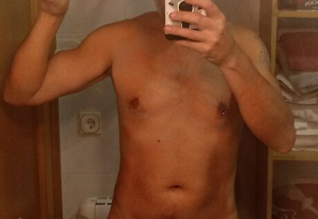 Erick Cipote 34 pornstar free pics