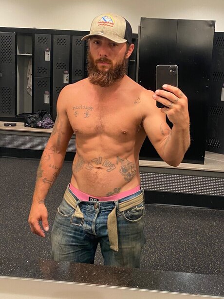 Shippy free model pic