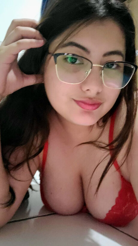 Zusanrouse star hot pictures