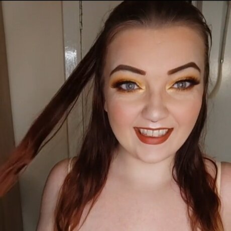 BuxomousPrime star high quality images