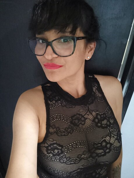 Trixy pornstar art img