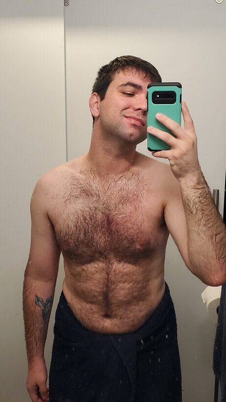 Abroader Otter naked actress photos