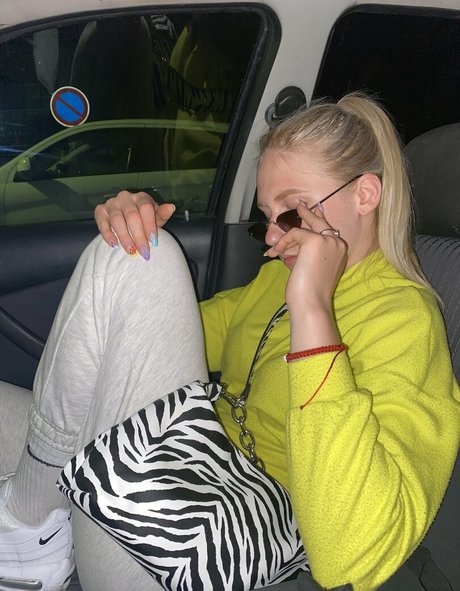 jassietailorfree beautiful model pictures