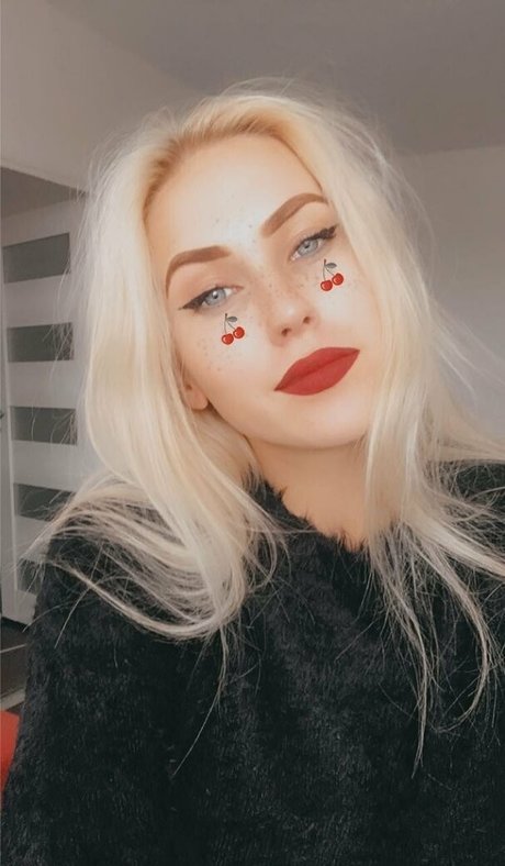 jassietailorfree naked pornstar pictures