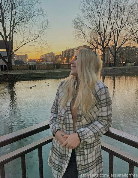 jassietailorfree hot star picture