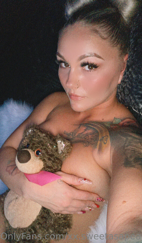 xx sweetasapeach xx erotic pornstar picture