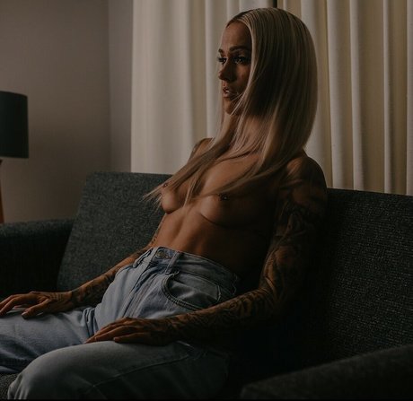 Hayley Mordue hot pornstar photo