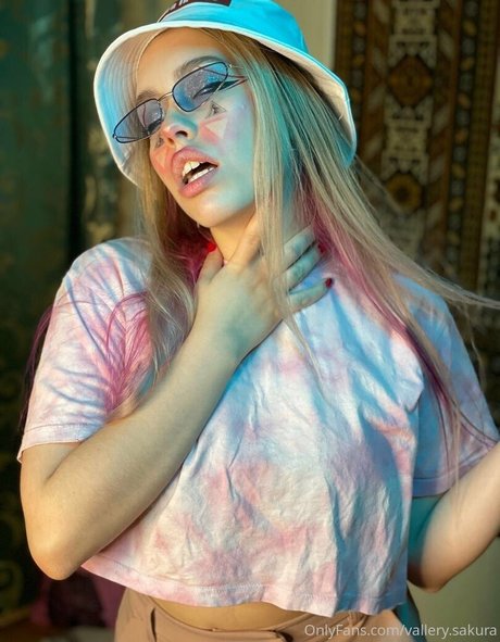 vallery sakura erotic actress photos