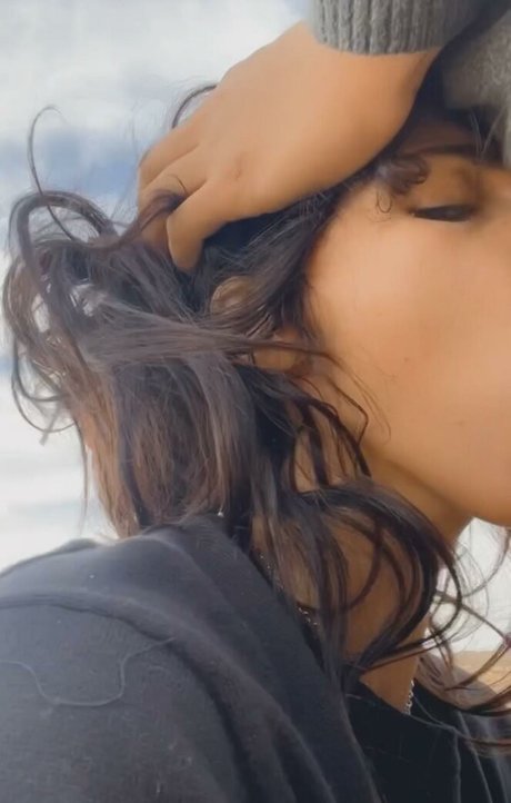 bratty painkiller model nice pic