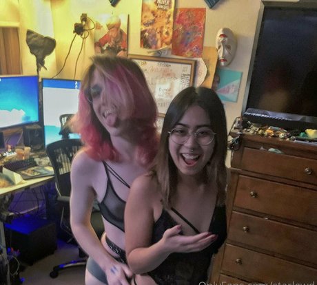 starlewd pornstar naked pictures