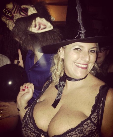 Laura Leonardi pretty star photo