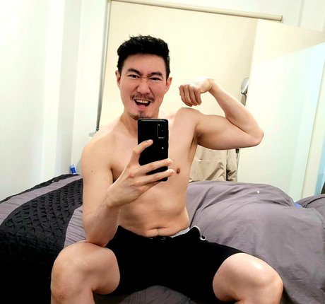 leo sagafree pornstar beautiful photo