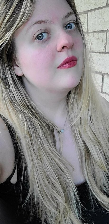 yesmisscabrel sexy star gallery