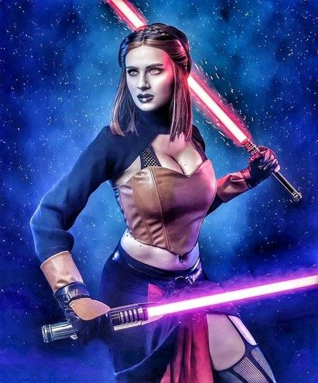 TSWG exclusive actress picture