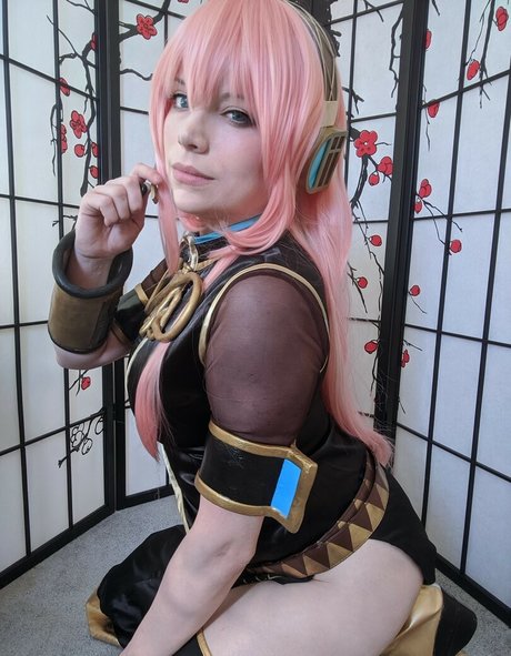 Dera Megurine pornstar naked pic