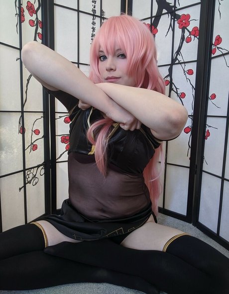 Dera Megurine best star img