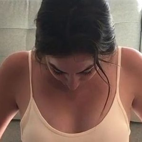 Miss Bell ASMR pretty pornstar pics