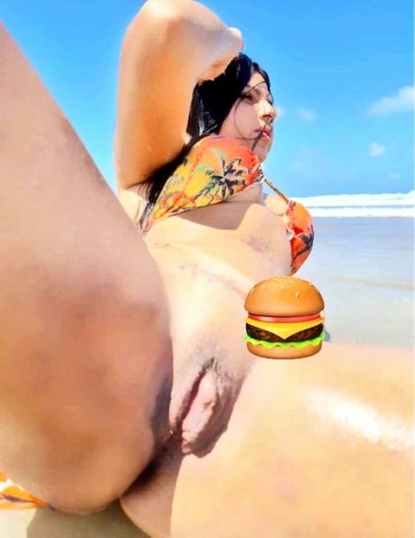 Beatriz Cardoso hd model pic