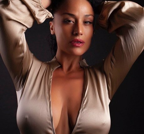 Naziko Duchinskya nude star pics