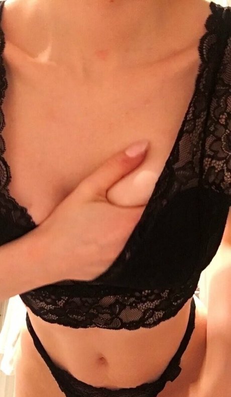 millemama best model image