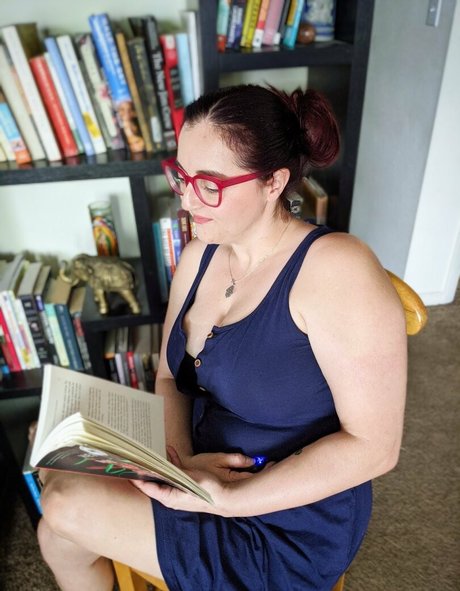 ellawestfree hd actress pics