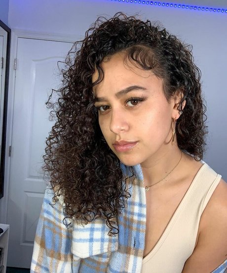 Bugzyy p star exclusive image