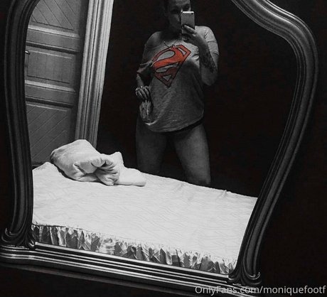 moniiquefox nude pornstar archive