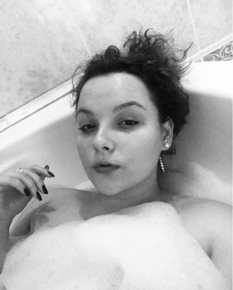 moniiquefox exclusive pornstar img