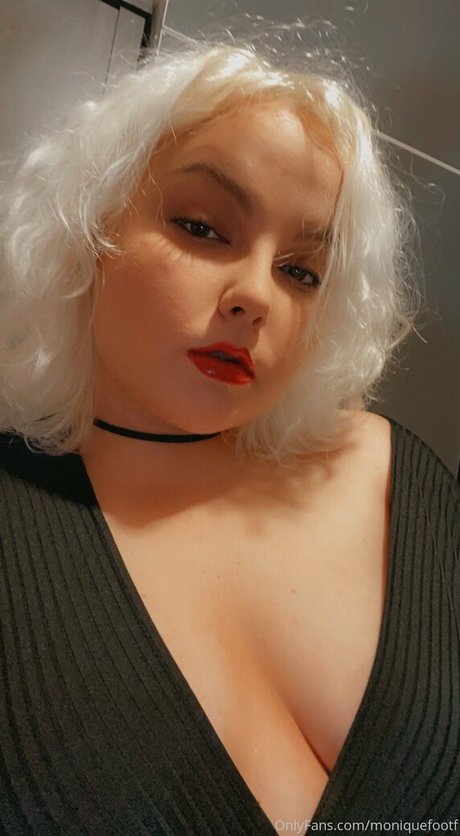 moniiquefox porn star images