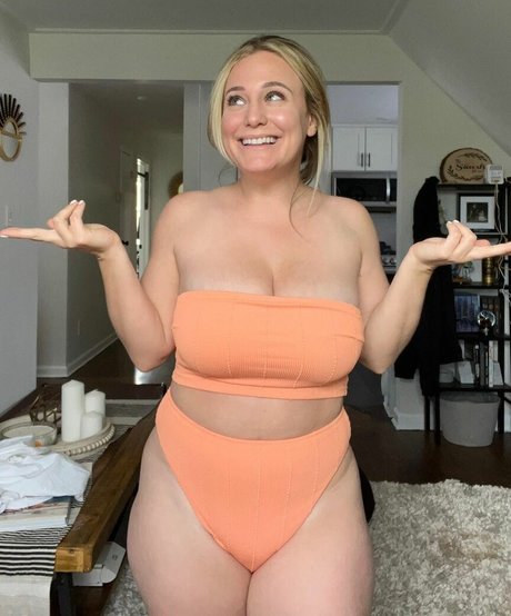 Meagan Gallagher exclusive actress img