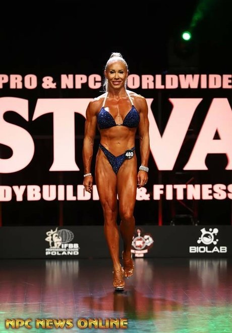 Erika Torronen Profile pic