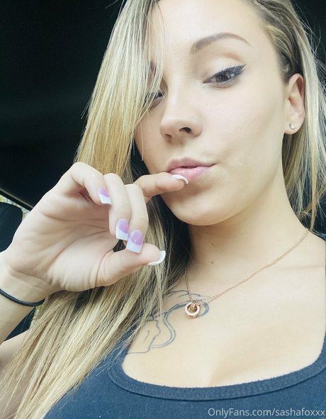 sashafoxxx model high quality image