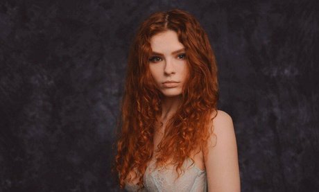 Kari Pitinova xxx model image