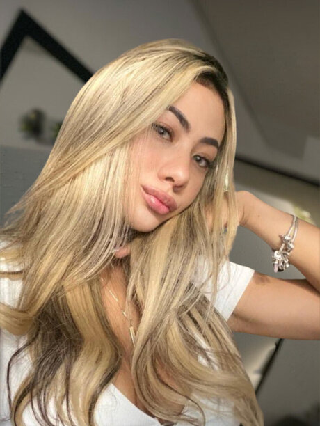 Jenna Robbie xxx actress pics