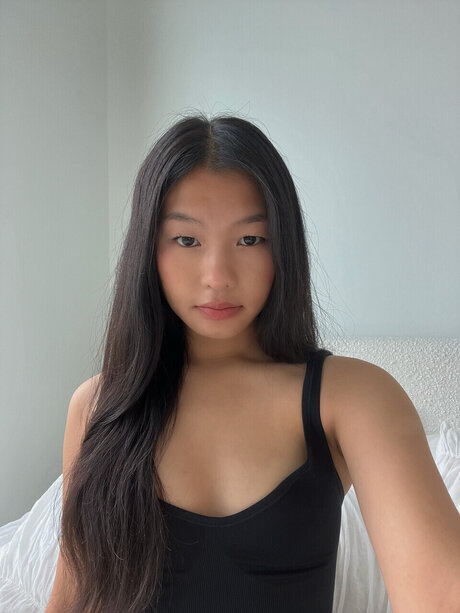 Amina Li xxx actress images