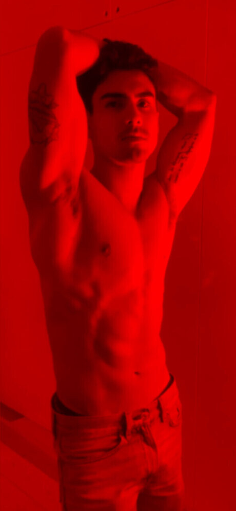 Saint B O_ exclusive model image