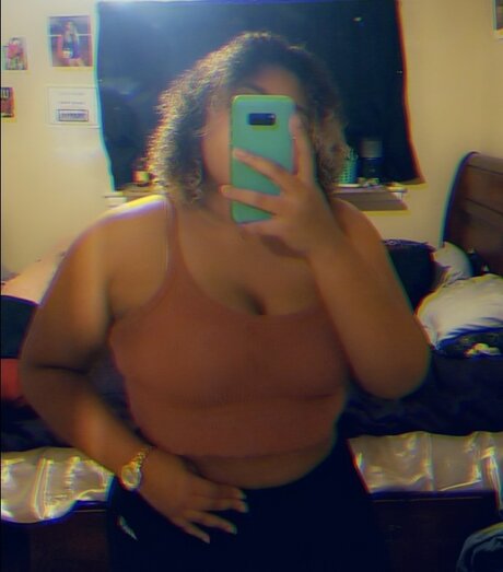 Sweeet naked model pic