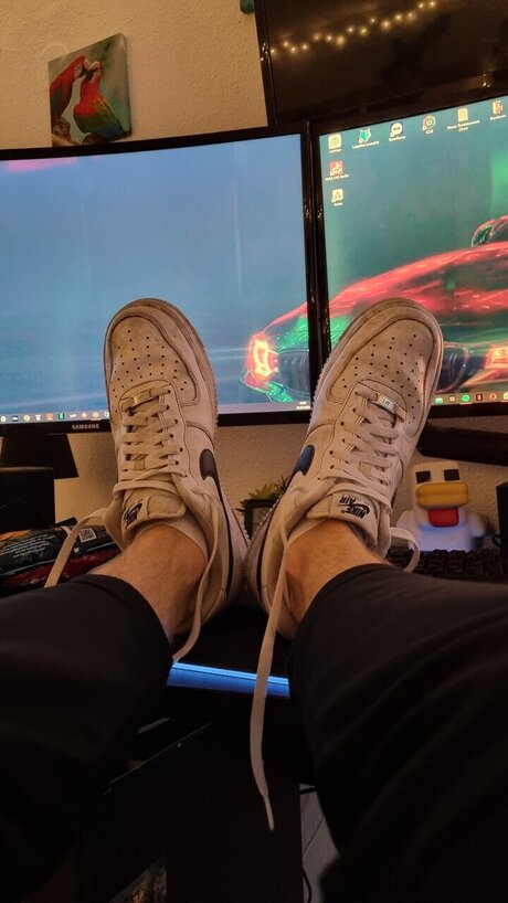 Dirtynikeboy star nudes gallery