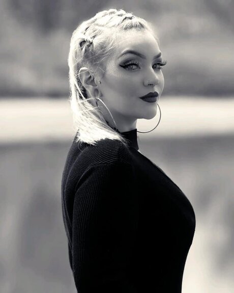 Ivey MayI perfect pornstar pics