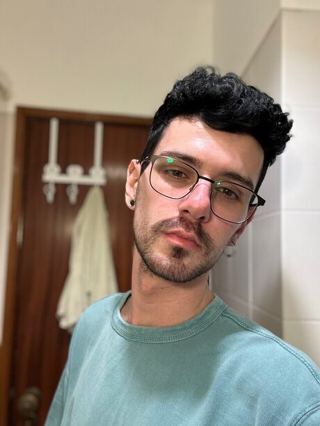 A Nunes_ beautiful model photo