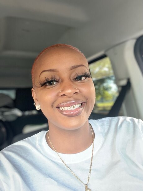 EyezTheGemini perfect actress pics